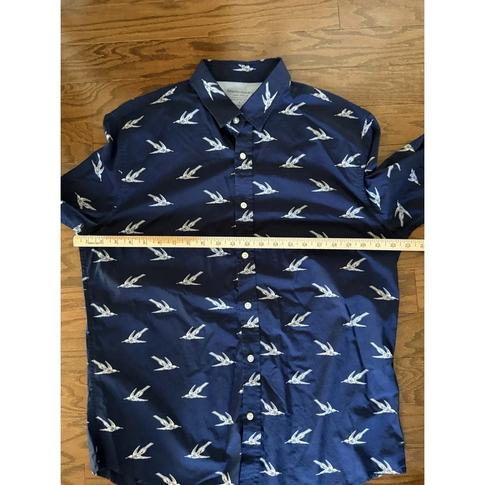 Banana Republic Mens Luxe Poplin Untucked Slim Fit Bird‎ Print Blue Shirt Large